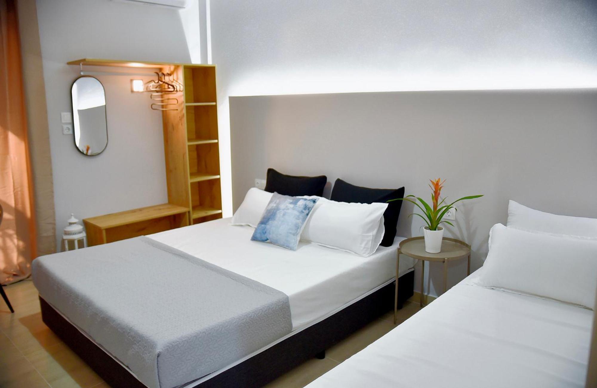 Room Nine 9 Beachfront Apartments Nea Kallikrateia Luaran gambar