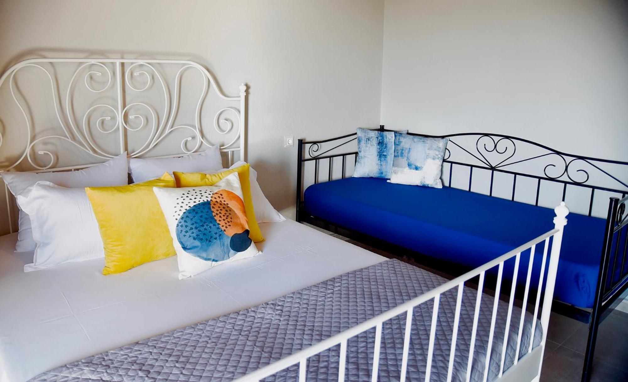 Room Nine 9 Beachfront Apartments Nea Kallikrateia Luaran gambar